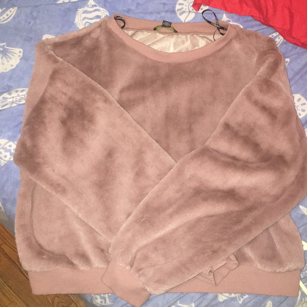 Long sleeve shirts